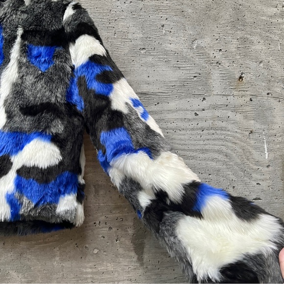 Harajuku Fig & Viper Blue Fur Jacket - Picture 4 of 10